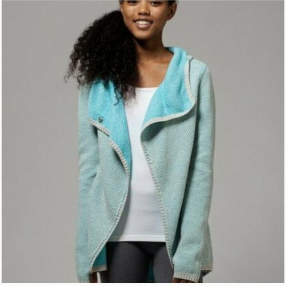 ivivva by Lululemon Dream Embrace Wrap Blue Silver Hooded Sweater - Picture 12 of 12